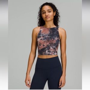 Lululemon align high-neck tank top
Size:6